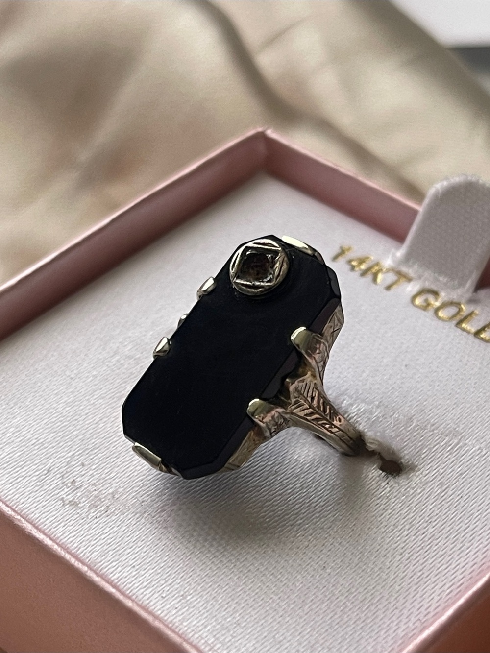 14k White Gold Black Onyx signet Vintage  Ring